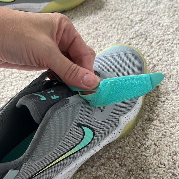 NWOT Youth Nike Zoom Flight 2 smoke Grey Lemon Twist size 5.5 Y - Picture 9 of 9